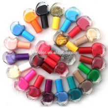 Esmalte de uñas multicolor con tapa de color